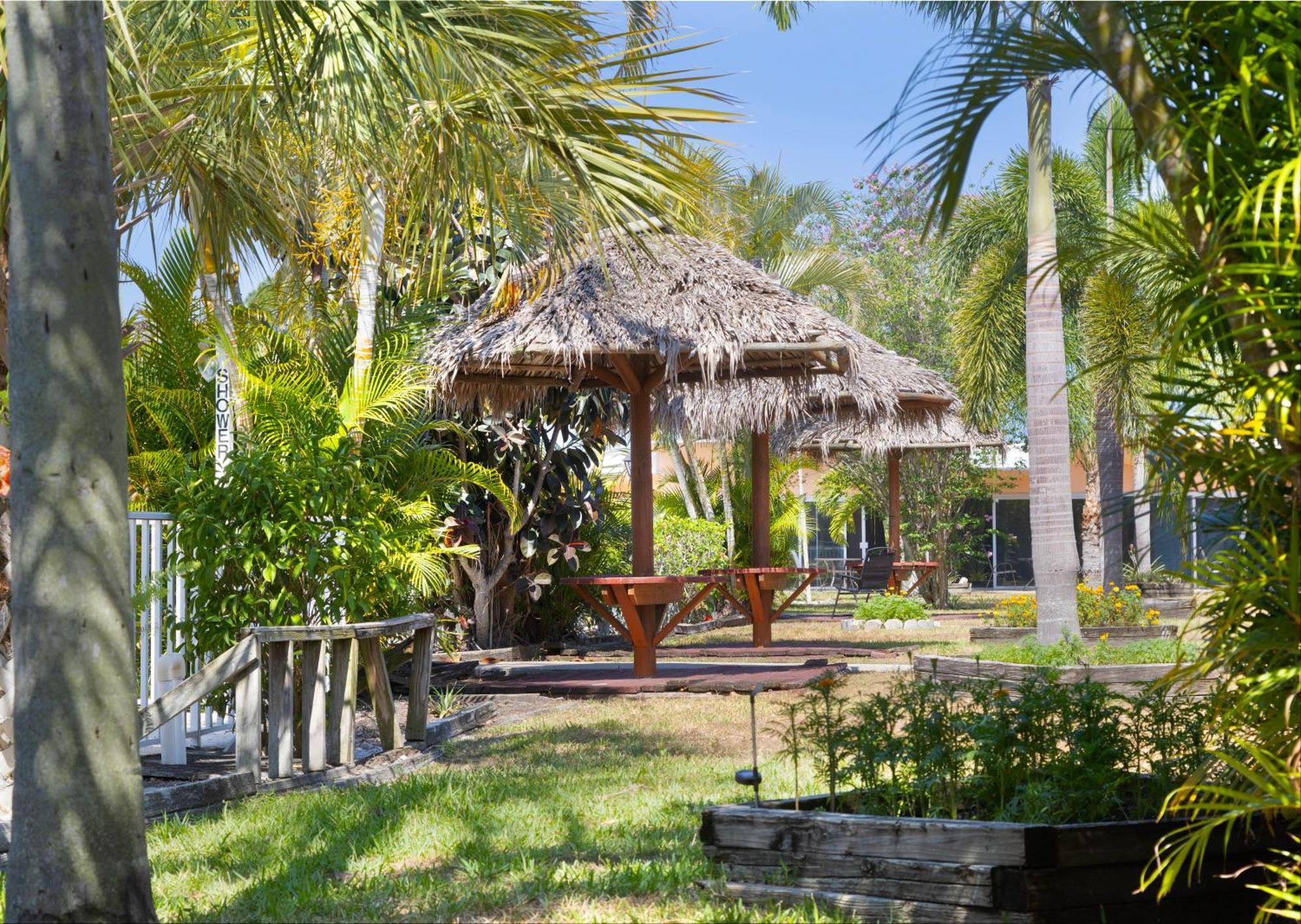 Warm Mineral Springs Motel North Port Exterior foto